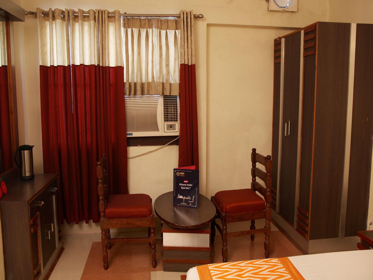Oyo 2054 New Hotel Broadway Varanasi Bagian luar foto