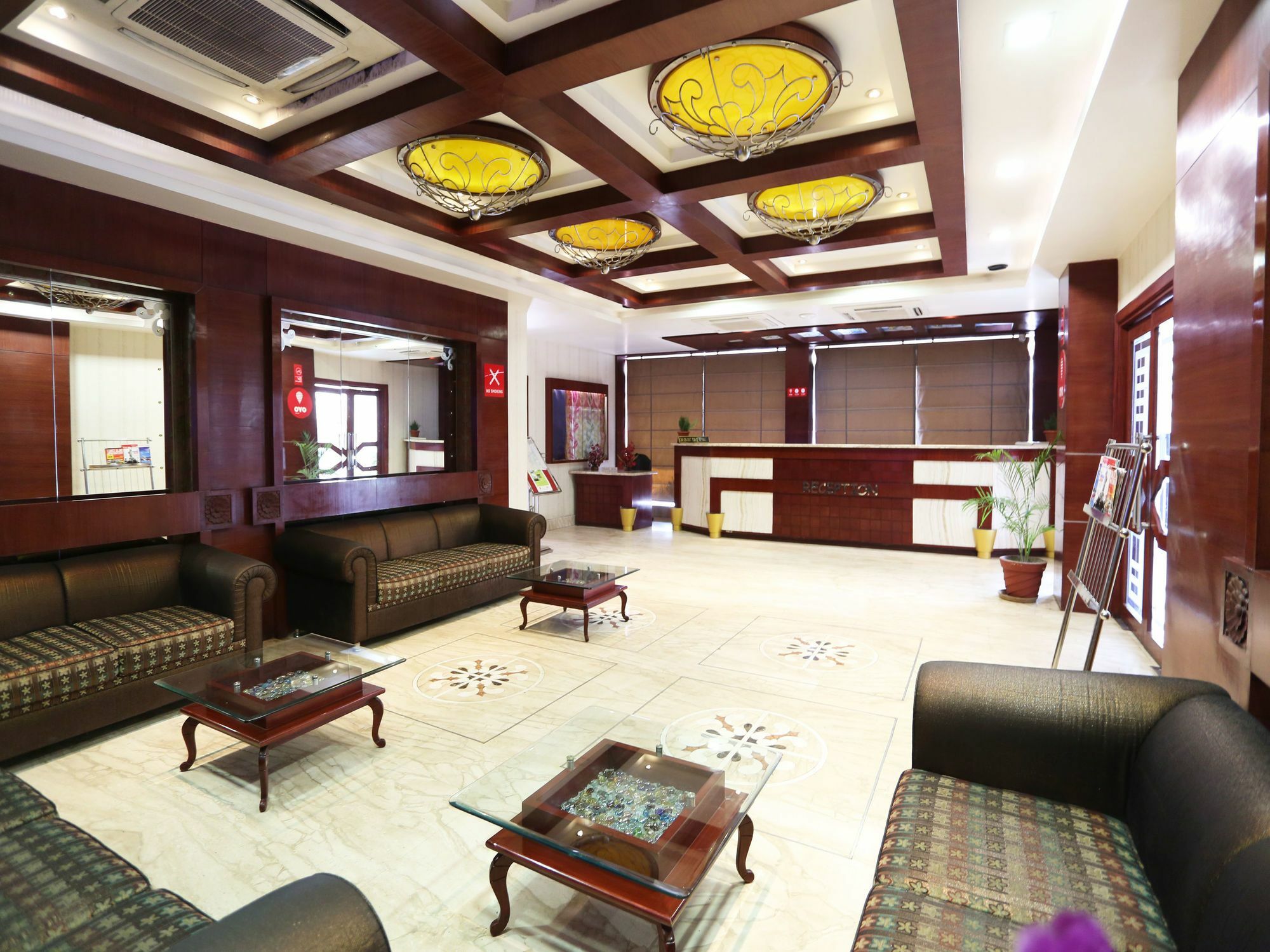 Oyo 2054 New Hotel Broadway Varanasi Bagian luar foto