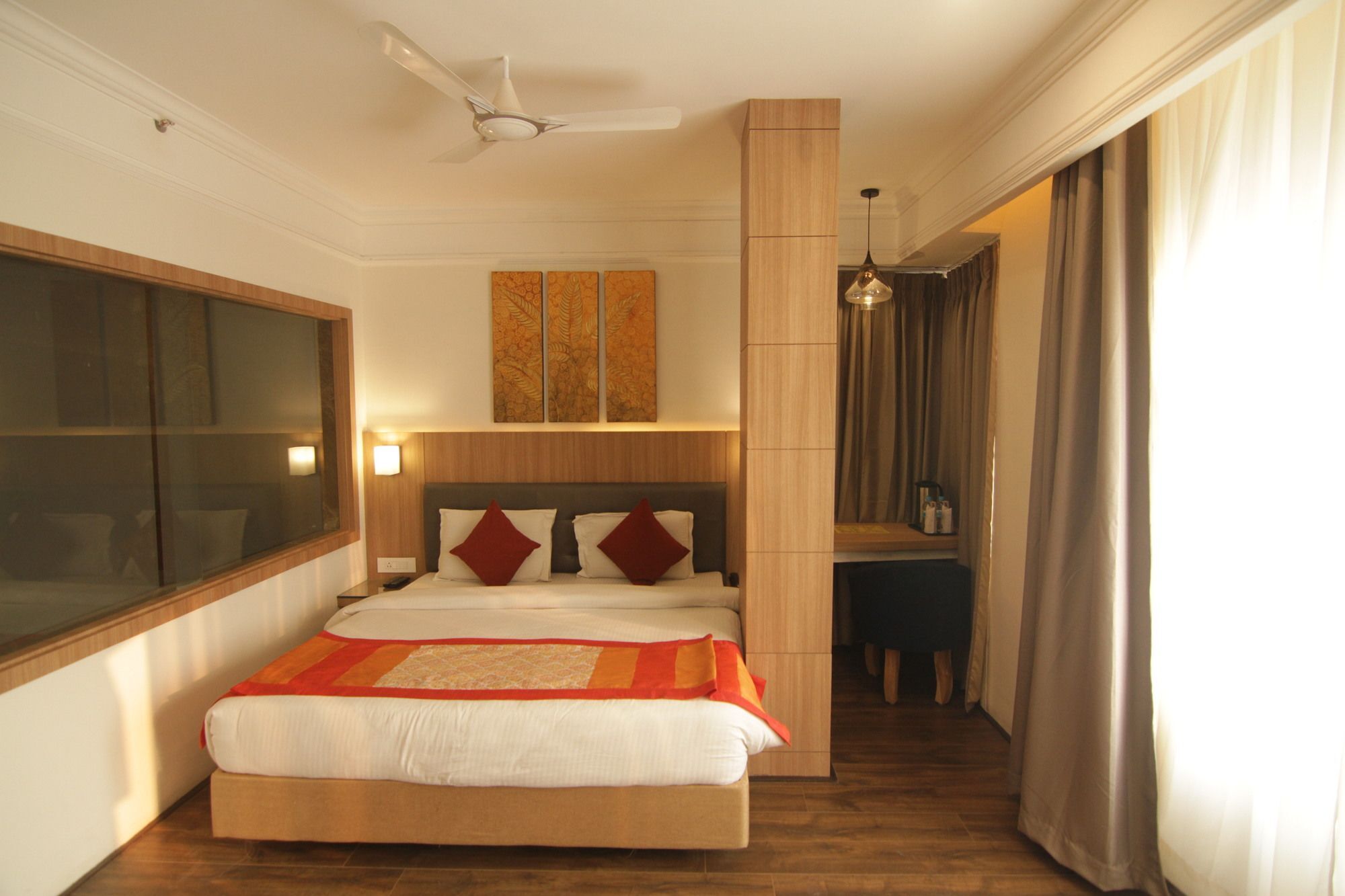Oyo 2054 New Hotel Broadway Varanasi Bagian luar foto