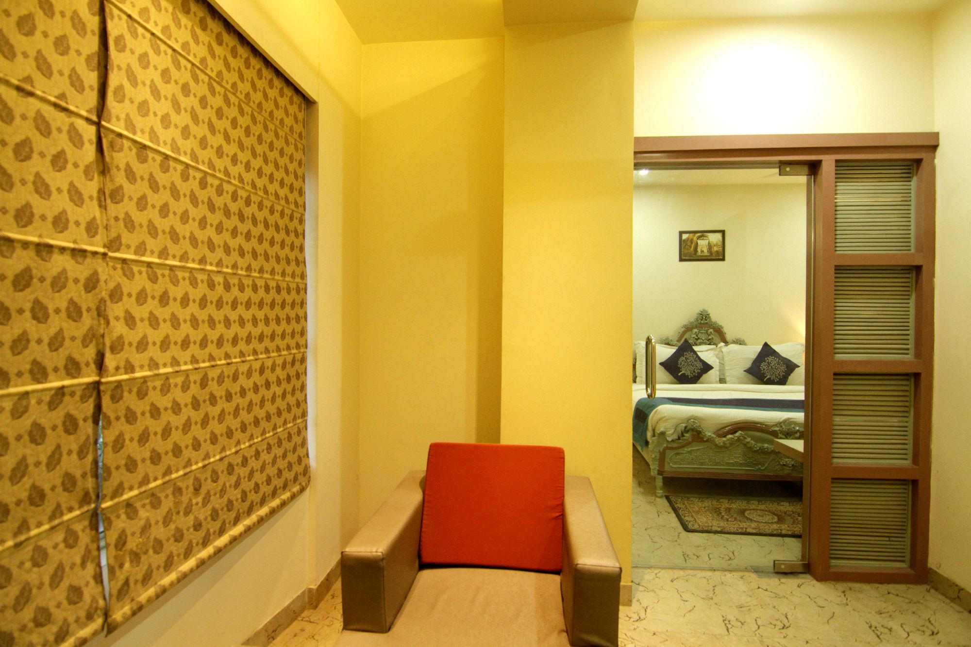 Oyo 2054 New Hotel Broadway Varanasi Bagian luar foto